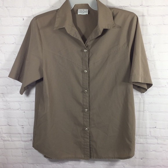 Park Place Fashions Short Sleeve Button Front Top - Picture 1 of 9